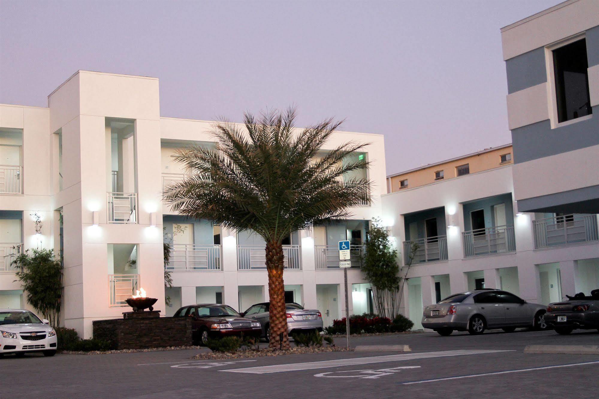 Lotus Boutique Inn And Suites Ormond Beach Exterior photo